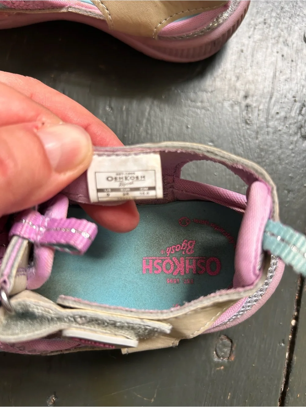 OshKosh Everplay Flexible Outsole Bump Toe Sandal Toddler Size 9 Pink Water